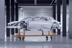 高合HiPhi Z生产线白车身下线 按计划于年内交付