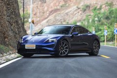 2019款  Turbo S Taycan内部配置好吗 Taycan购车手册