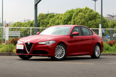 2019款 自动版 Giulia 4座有哪些细节 Giulia购车手册