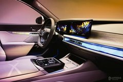 全新 BMW 7系 携十大量产创新数字成果