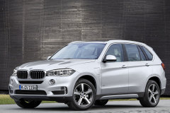 2020款 xDrive45e M運動套裝?寶馬X5新能源(進口)內(nèi)飾怎么樣?寶馬X5新能源(進口)購車手冊