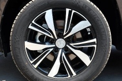 2015款比亚迪s7是什么轮胎