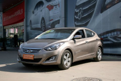 2012款 1.6L 自動(dòng)尊貴型?朗動(dòng)車身漂亮不?朗動(dòng)購車手冊(cè)