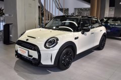 福州中寶MINI MINI 最高優(yōu)惠2.7萬元 現(xiàn)車充足