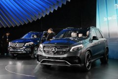 2017款 AMG GLE 43 4MATIC GLE级AMG空间舒适吗 GLE级AMG购车手册