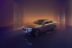 創(chuàng)新顛覆想象 先鋒BMW i7 高效動(dòng)力