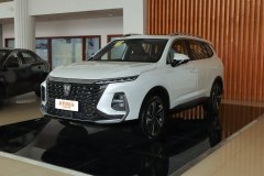 SUV哪款車更好 2022款 榮威RX5 MAX同自動版 博越對比怎么樣