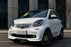 博速 smart fortwo?2017款 tailor made專屬定制硬頂版外部配置怎么樣?博速 smart fortwo購車手冊