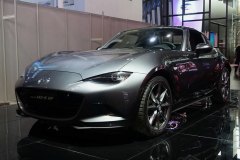 2018款 2.0L RF 铂钢灰 马自达MX-5动力强吗 马自达MX-5购车手册