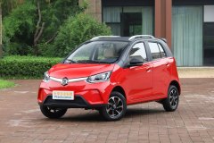 7萬元左右選什么車好 2019款 雷丁i3同4座 零跑T03比較誰好