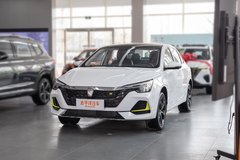 緊湊型車哪款車更好 榮威i6 MAX新能源 自動版和2021款 羿比較誰好