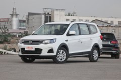 手動版?風行SX6空間舒適嗎?風行SX6購車手冊
