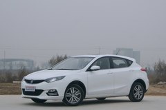 2019款 1.6L GDI 自动风潮型 国VI 逸动XT空间大吗 逸动XT购车手册