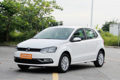 大眾Polo?2016款 1.6L 自動(dòng)豪華版內(nèi)飾好看嗎?大眾Polo購車手冊(cè)