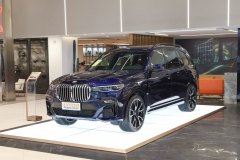 2019款 xDrive40i 個性化定制限量版 豪華套裝?寶馬X7底盤好嗎?寶馬X7購車手冊