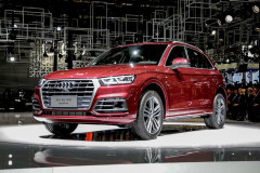 奧迪Q5L?2021款 40 TFSI 時尚動感型設計亮點有哪些?奧迪Q5L購車手冊