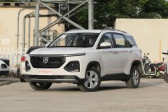 SUV哪款車更好 寶駿530 7座跟1.5T 啟辰大V 哪個價格便宜