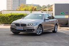 2013款 535i 豪华运动型 宝马5系(进口)外部配置高吗 宝马5系(进口)购车手册