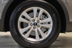 林肯汽车的轮毂是材质是什么