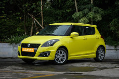 2014款 1.6L CVT兩驅豪華版?速翼特內飾好看嗎?速翼特購車手冊