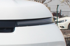 吉利海景汽车大灯灯泡型号是什么
