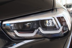 宝马x5汽车远光灯泡型号是什么