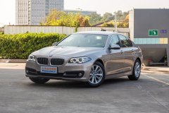寶馬5系(進(jìn)口)?2014款 528i xDrive M運(yùn)動(dòng)型 旅行版油耗高嗎?寶馬5系(進(jìn)口)購(gòu)車(chē)手冊(cè)