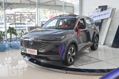 10萬(wàn)元左右選哪個(gè)車好 長(zhǎng)安CS55PLUS 5座和2021款 瑞虎7 PLUS 哪個(gè)更值得買