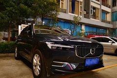 XC60到底多安全，夜间高速突然主动刹停，帮车主躲过一劫