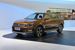 朗境?2016款 230TSI DSG 舒適版空間寬敞嗎?朗境購車手冊