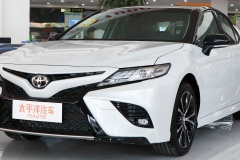 2021款凯美瑞2.5双擎豪华版有carplay吗