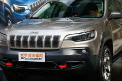 jeep自由光支持无线carplay吗