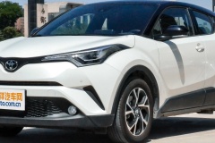 老款丰田rav4D档大油门起步咯噔一声怎么回事