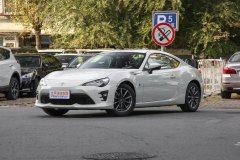 豐田86?2017款 2.0L 手動(dòng)豪華版外觀好看嗎?豐田86購車手冊