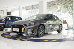 11萬元左右買什么車好 影豹 1.5T同2022款 帝豪L相比哪個更值得買