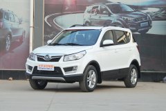 2015款 1.5L MT 豪華型 國IV?北汽幻速S2內飾怎么樣?北汽幻速S2購車手冊
