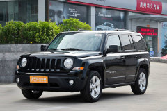 2011款 2.4L 運動升級版?自由客底盤高嗎?自由客購車手冊
