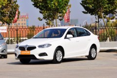 2011款 1.6L MT 豪華型?中華H530內(nèi)部配置好不好?中華H530購車手冊(cè)