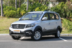 緊湊型SUV哪款車更好 啟騰V60 2017款和手動版 博越 買哪個好