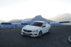 2014款 3.0T T6 AWD 個性運動版?沃爾沃S60(進口)外部配置好不好?沃爾沃S60(進口)購車手冊