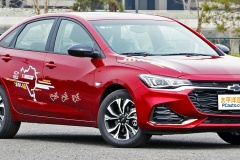 科魯茲汽車遠(yuǎn)光燈泡型號(hào)是什么