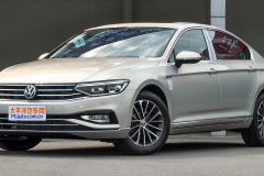 邁騰b8汽車燈泡型號是什么