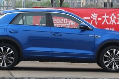 大眾車尾330 380什么意思