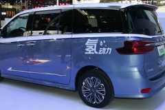 gla200有自動關(guān)窗嗎