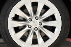 特斯拉modelx100d輪胎規(guī)格多大