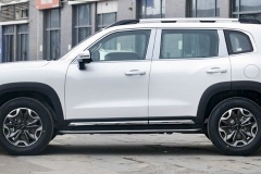 gla200油箱什么材料