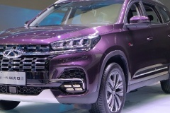 自動剎車和油門的位置在哪
