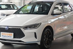 比亞迪唐能自動倒車嗎