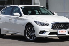 q50l發(fā)動(dòng)機(jī)油箱燈亮