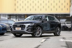 奧迪Q8?2021款 45 TFSI 豪華致雅型是多大排量?奧迪Q8購車手冊